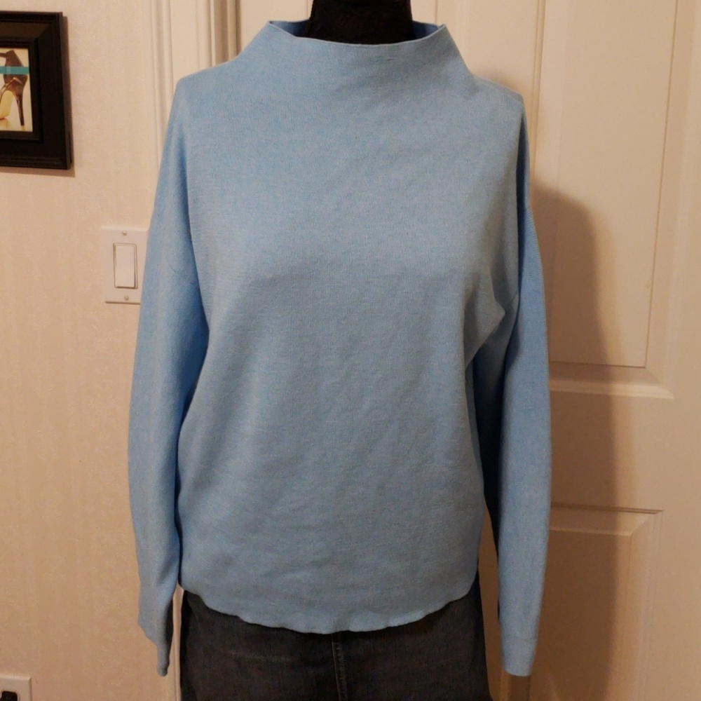 H&M blue sweater